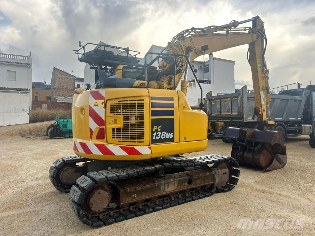 Komatsu PC 138 Roomikekskavaatorid