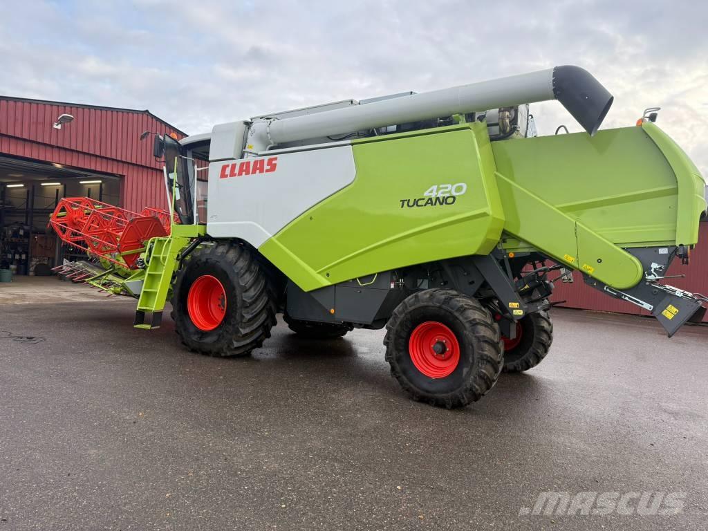 CLAAS Tucano 420 Teraviljakombainid