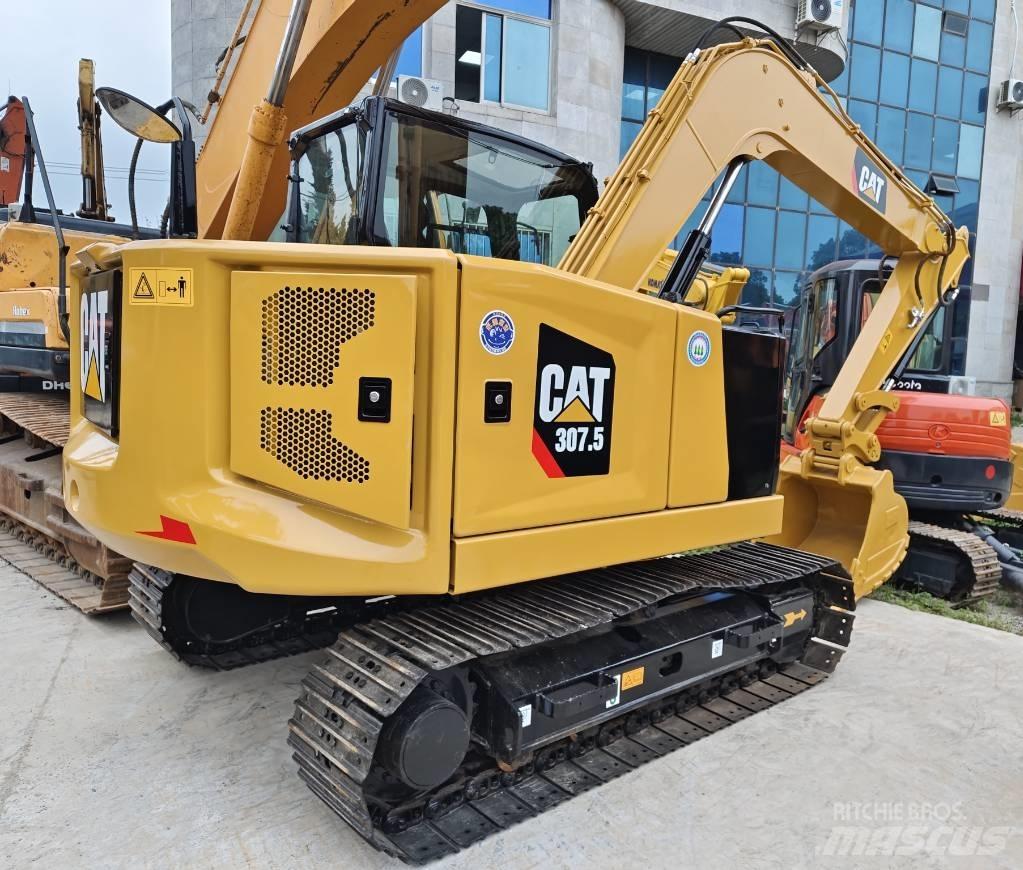 CAT 307.5 Roomikekskavaatorid