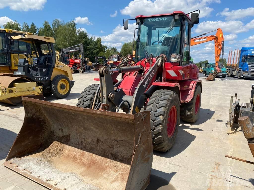 Volvo L 30 G Rataslaadurid