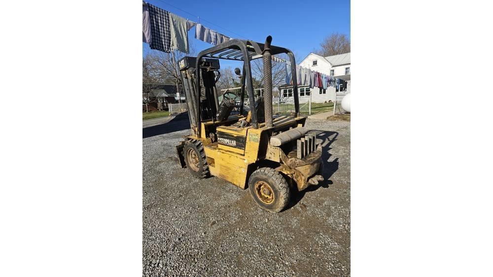 CAT V 40 E Kahveltõstukid - muud