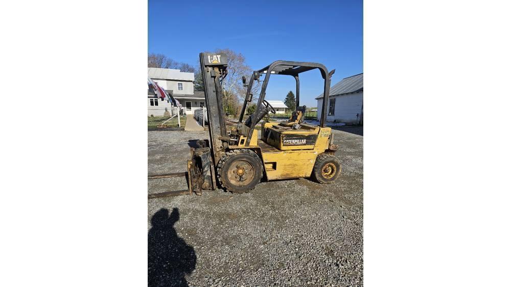 CAT V 40 E Kahveltõstukid - muud