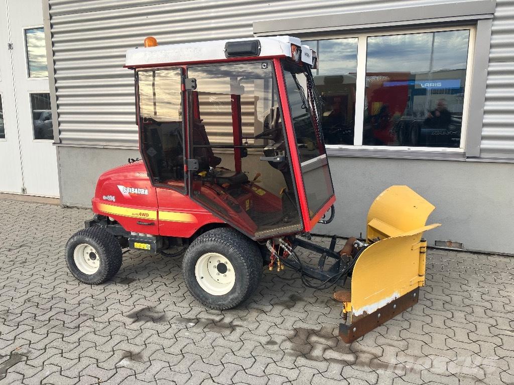 Shibaura CM 374 Kommunaalteenuste tehnika