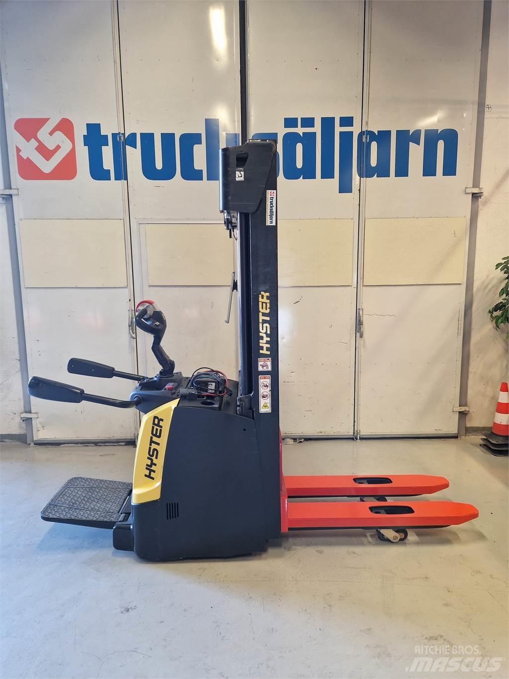 Hyster S1.4S IL Järelkäidavad virnastajad
