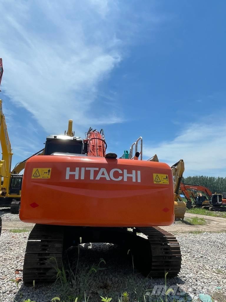 Hitachi ZX 200 Roomikekskavaatorid