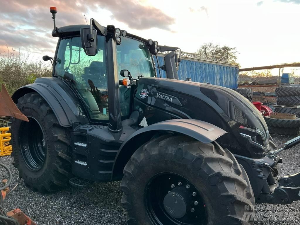 Valtra T 235 Direct Traktorid