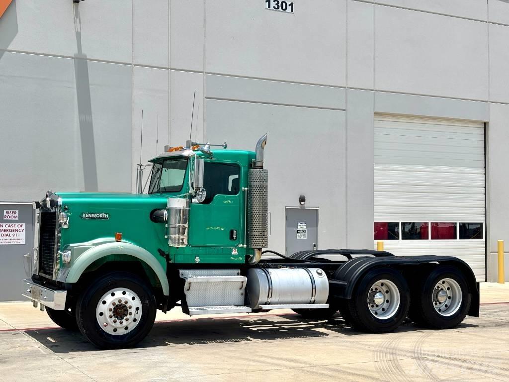 Kenworth W 900 Sadulveokid