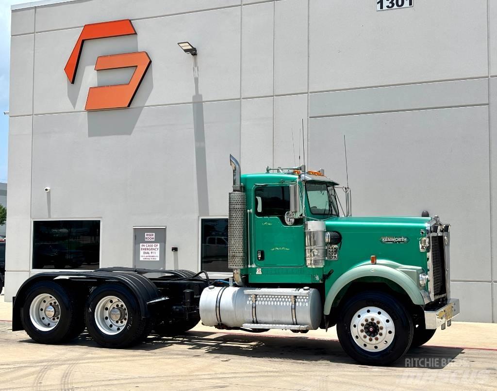 Kenworth W 900 Sadulveokid