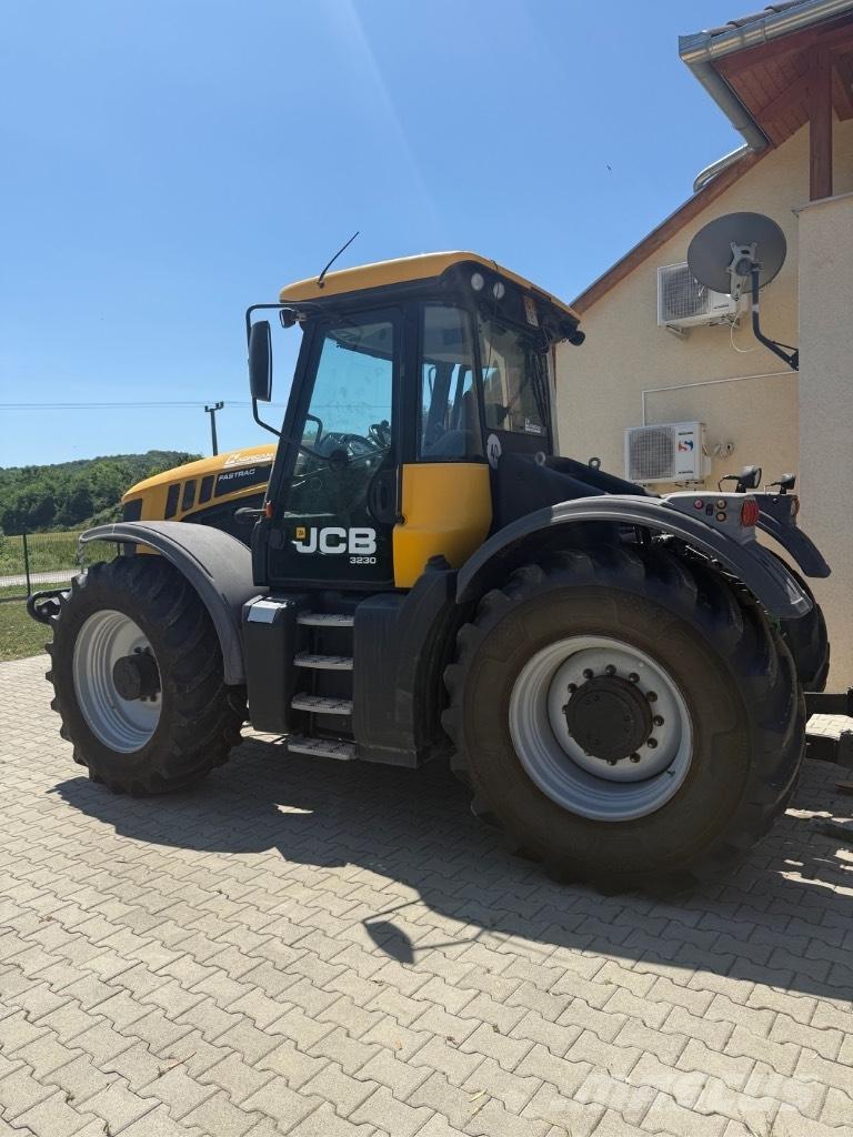 JCB JCB Fastrack3230 Traktorid
