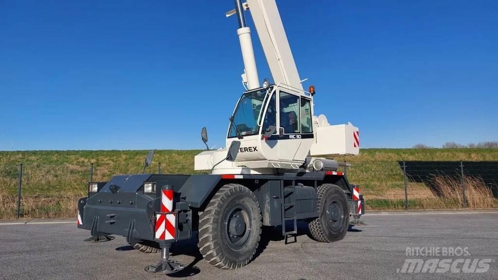 Terex RC30-1 Raske maastiku tõstukid