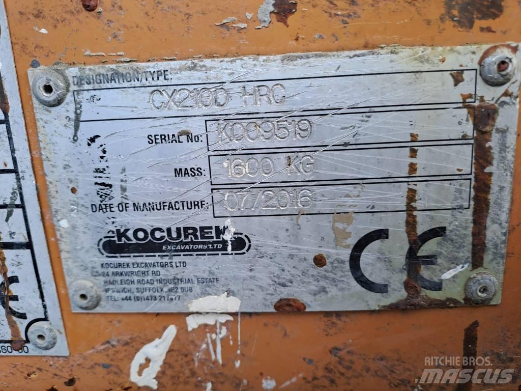 CASE CX 210 D Roomikekskavaatorid
