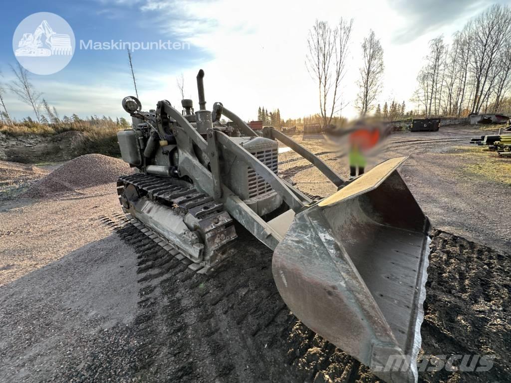 CAT 955 Roomiklaadurid