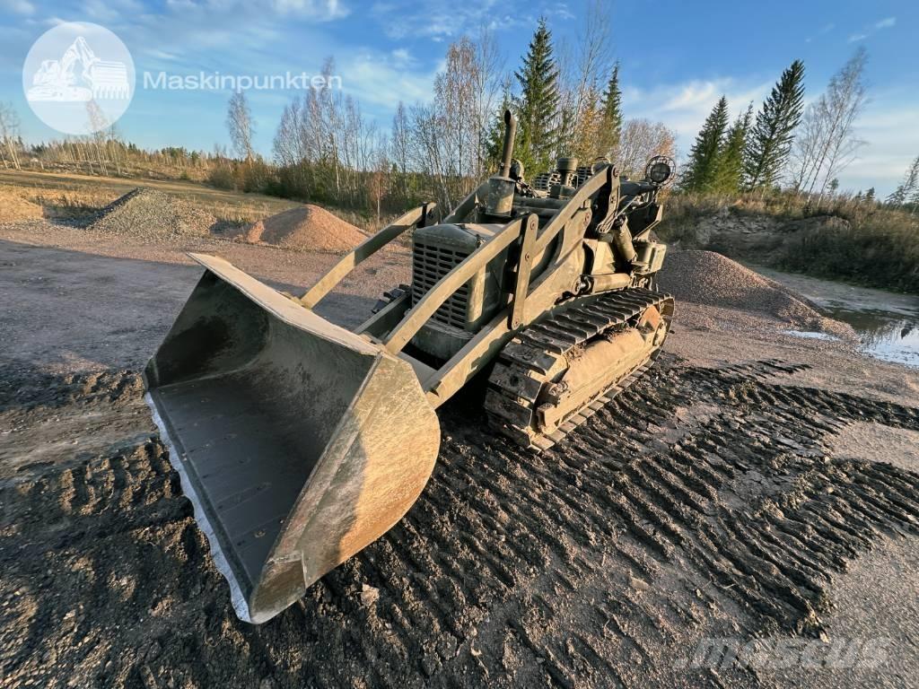 CAT 955 Roomiklaadurid