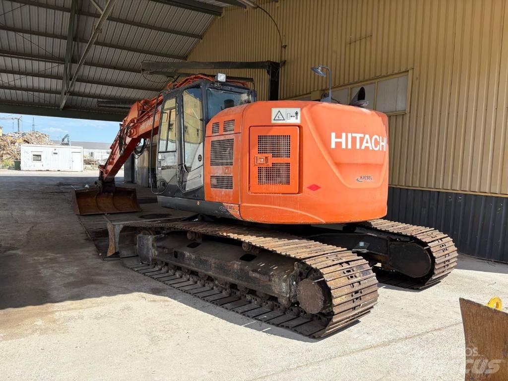 Hitachi ZX 225 Roomikekskavaatorid