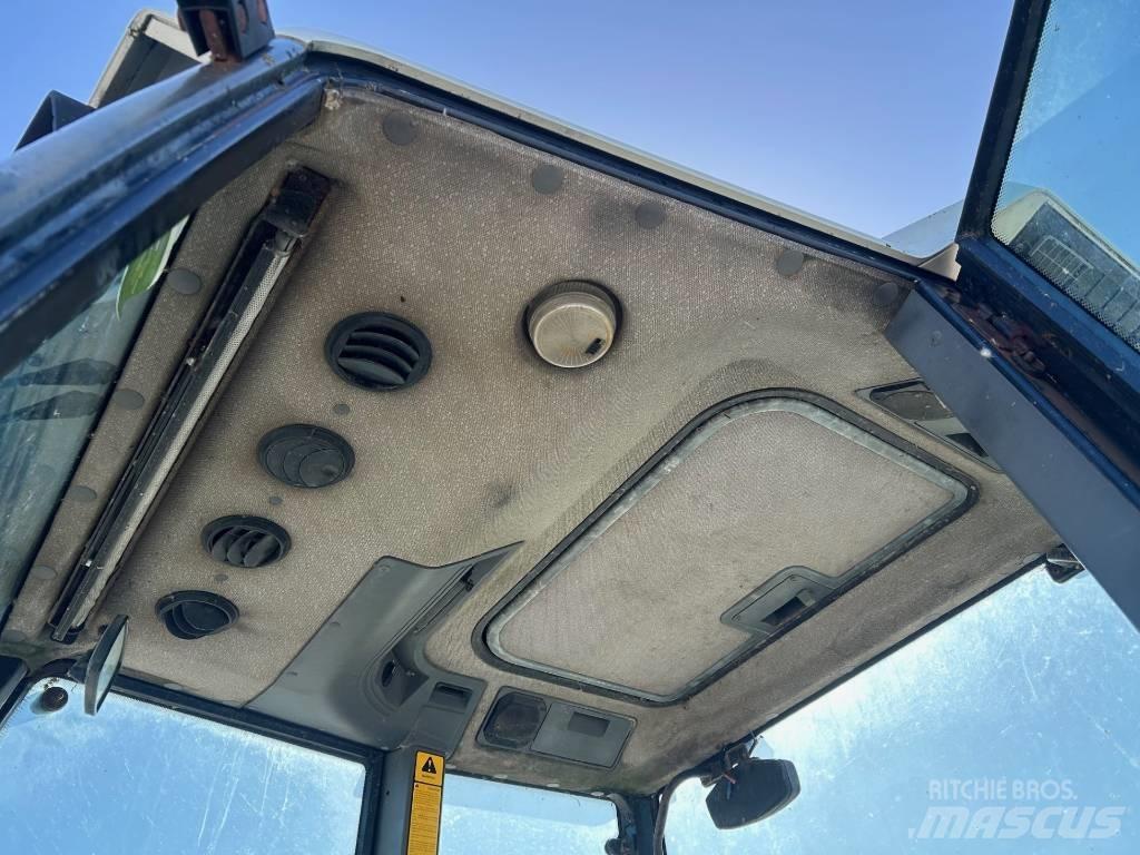 New Holland 7740 Traktorid