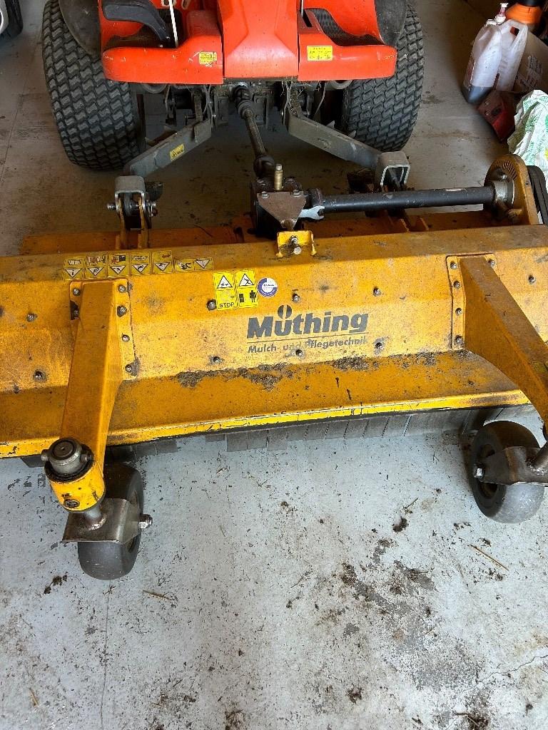 Kubota F 251 Esi ja taganiidukid