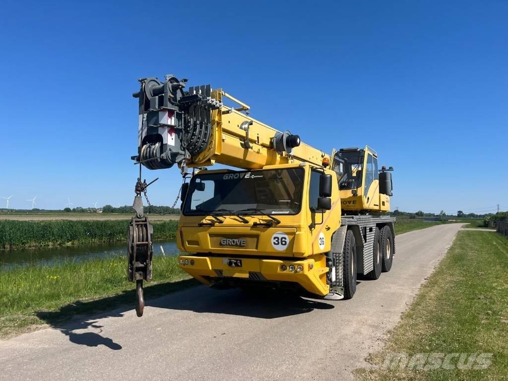 Grove GMK 3055 Maastikutõstukid