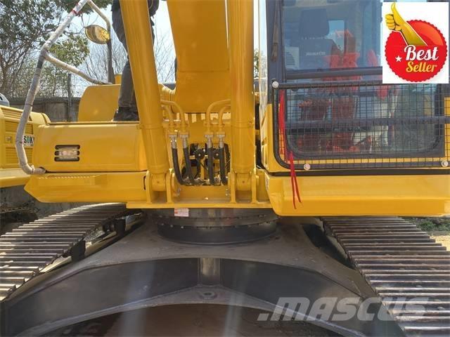 Komatsu PC 220-8 Roomikekskavaatorid