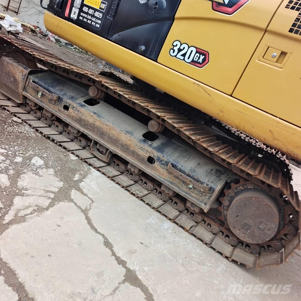 CAT 320 GX Roomikekskavaatorid