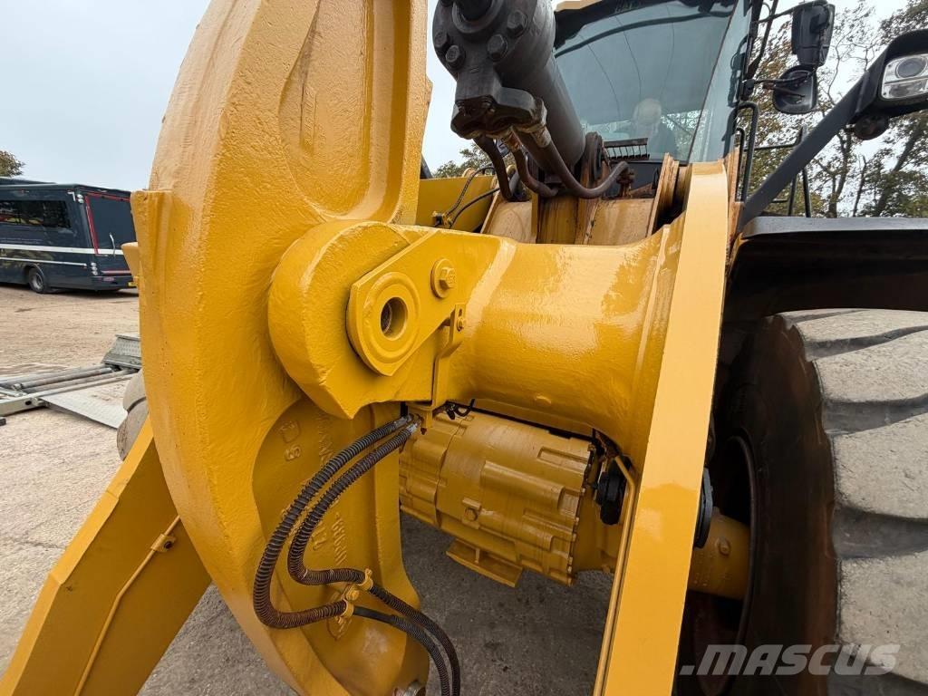 CAT 966 M Rataslaadurid