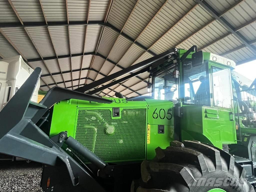 Equus 605 6WDC Väljaveotraktorid