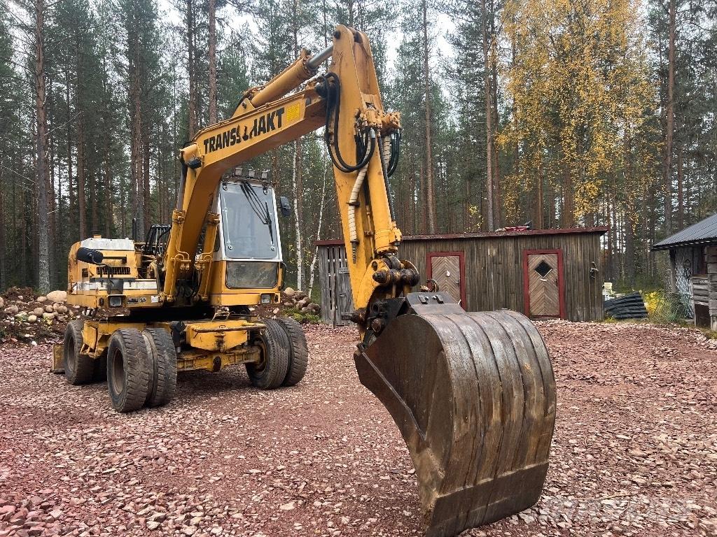 Liebherr 902 Ratasekskavaatorid