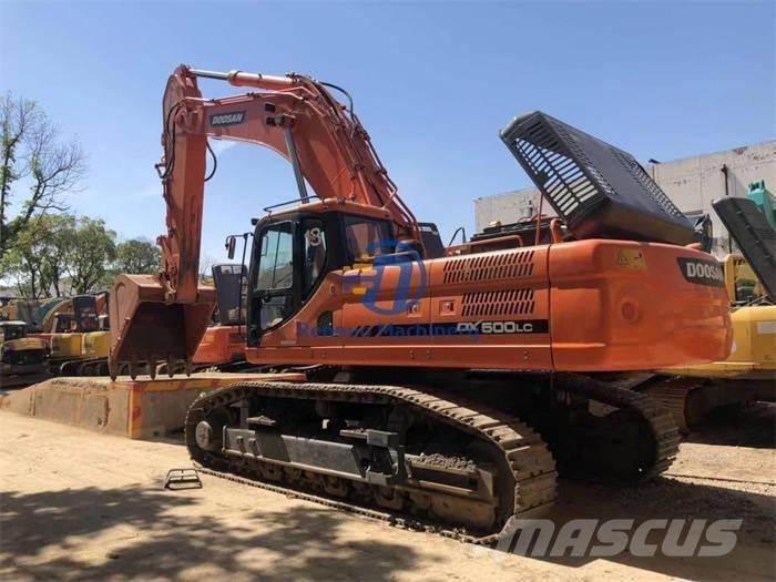 Doosan DX 500LC Roomikekskavaatorid