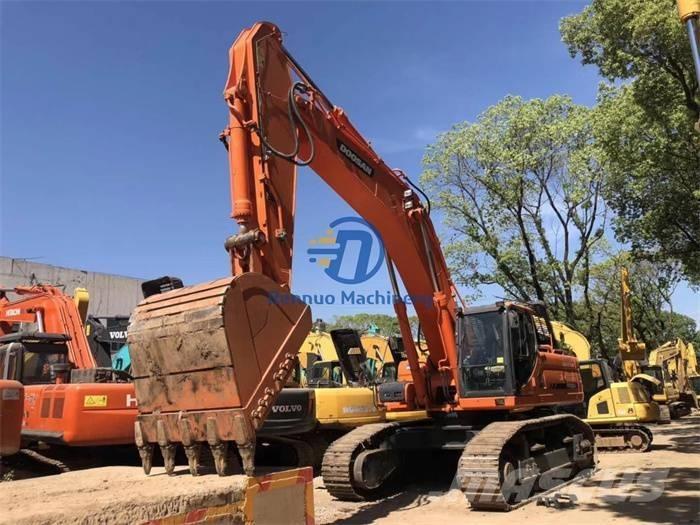 Doosan DX 500LC Roomikekskavaatorid
