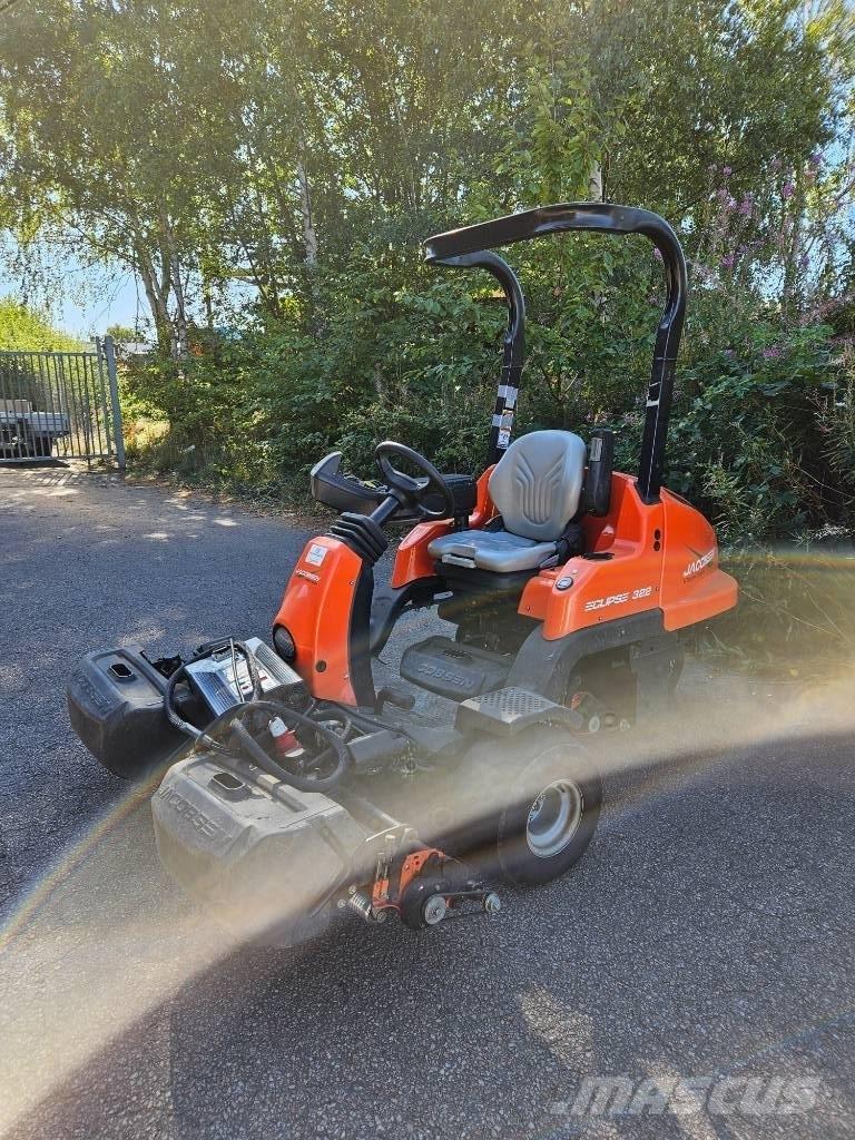 Jacobsen Eclipse322 Greeni niidukid