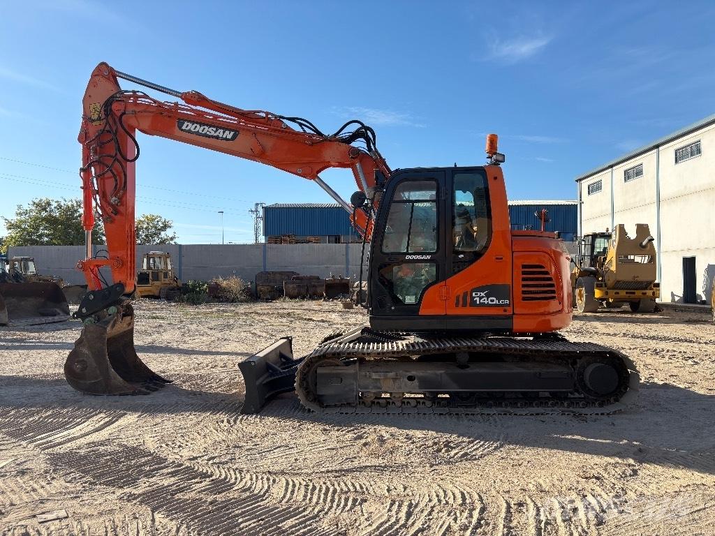 Doosan DX 140 LCR-3 Roomikekskavaatorid