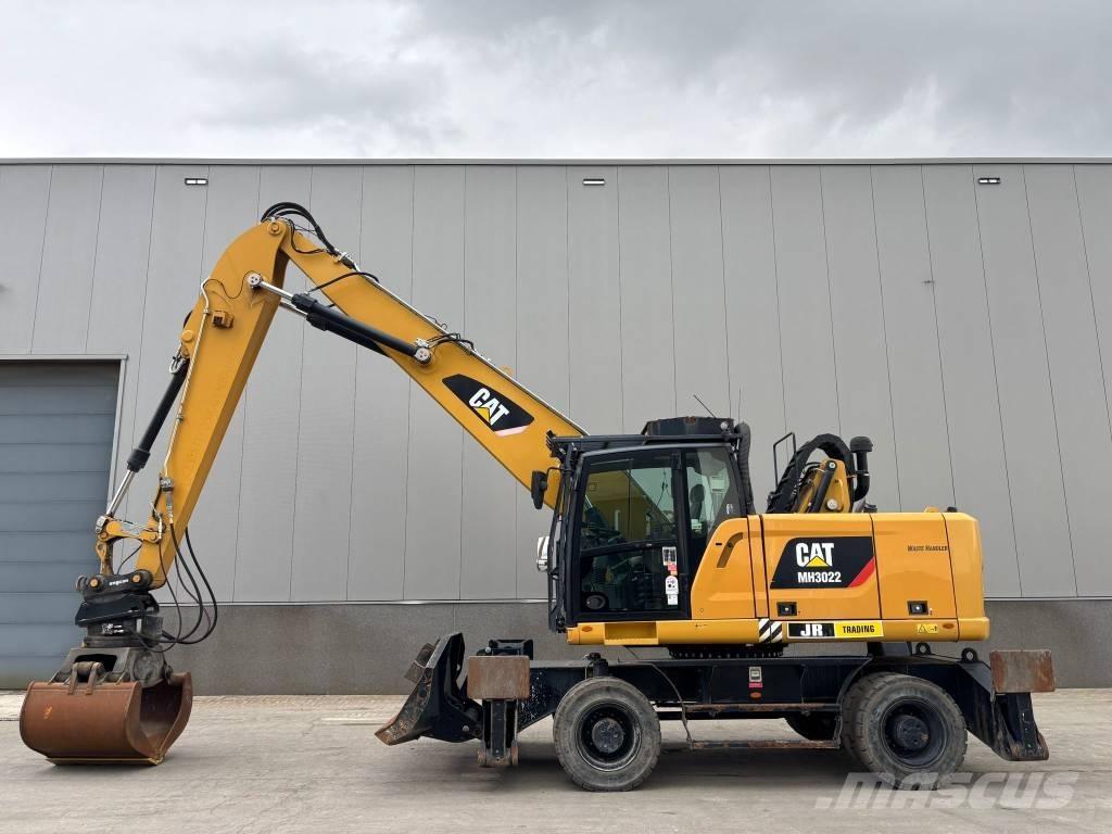 CAT MH 3022 Materjalikäitlusmasinad