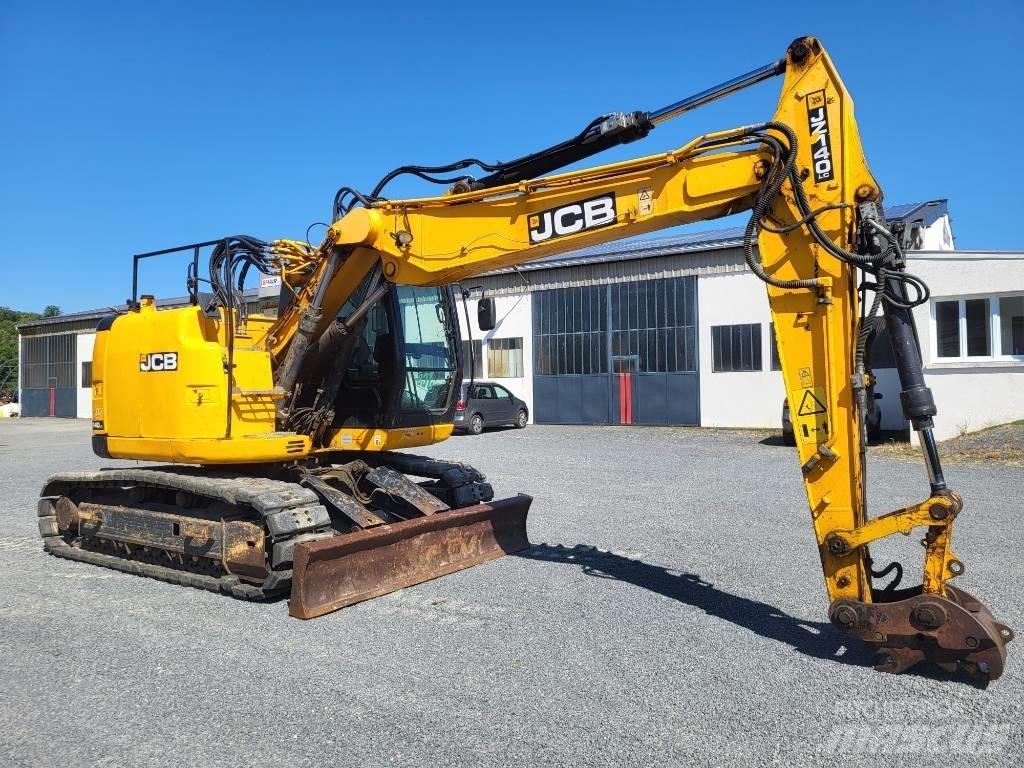 JCB JZ 140 LC Roomikekskavaatorid