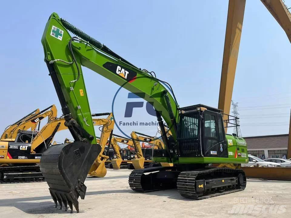 CAT 320 D 2 Roomikekskavaatorid