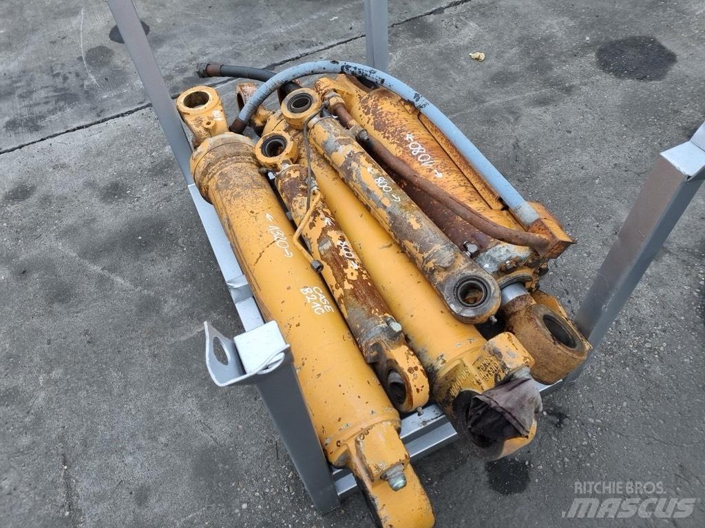 CASE 921 c siłowniki Hüdraulika