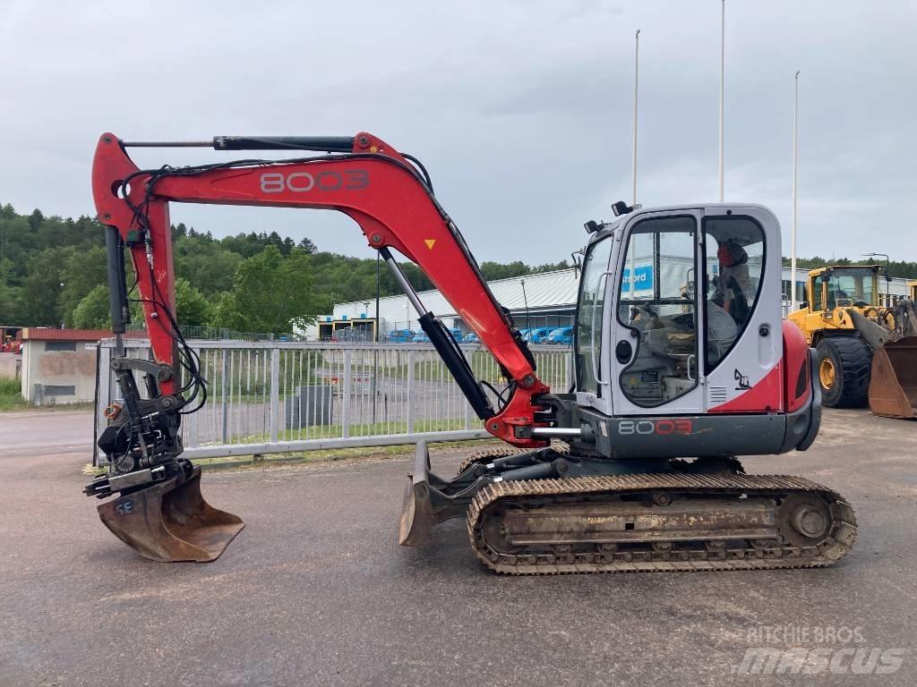 Neuson 8003 Väikeekskavaatorid 7t-12t