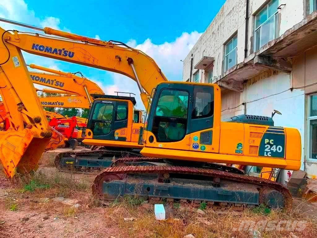 Komatsu PC 240 Roomikekskavaatorid