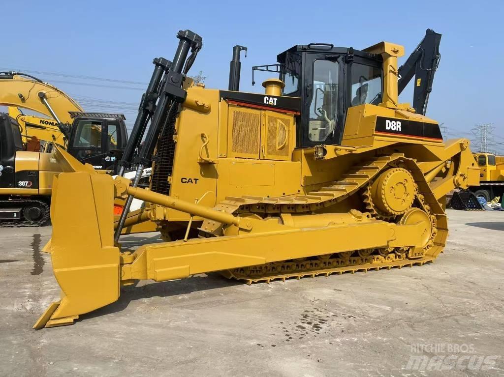 CAT D 8 R Buldooserid