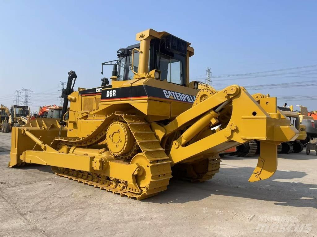 CAT D 8 R Buldooserid