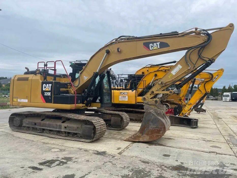 CAT 320 EL Roomikekskavaatorid