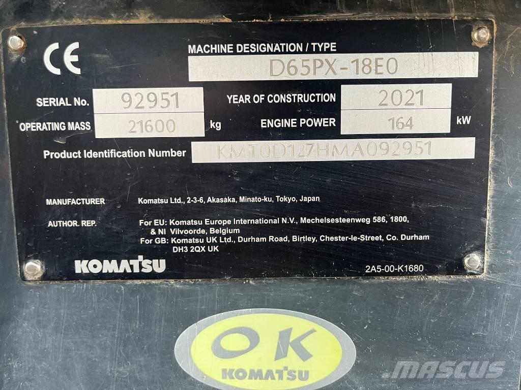 Komatsu D65PX-18E0 Buldooserid
