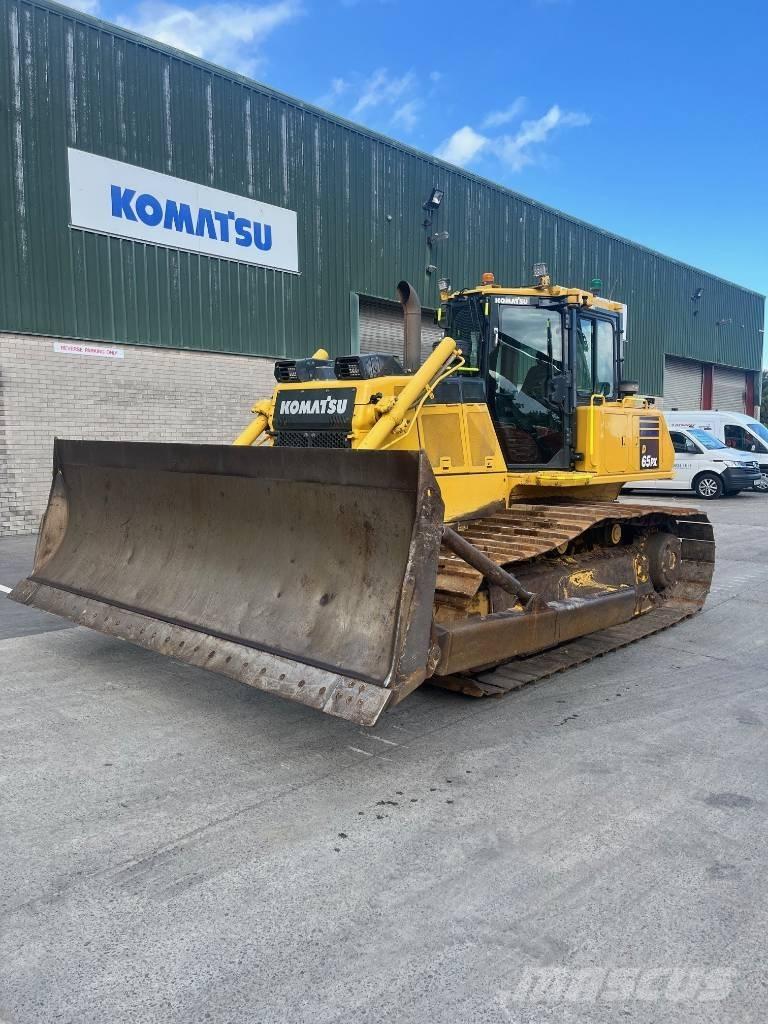 Komatsu D65PX-18E0 Buldooserid