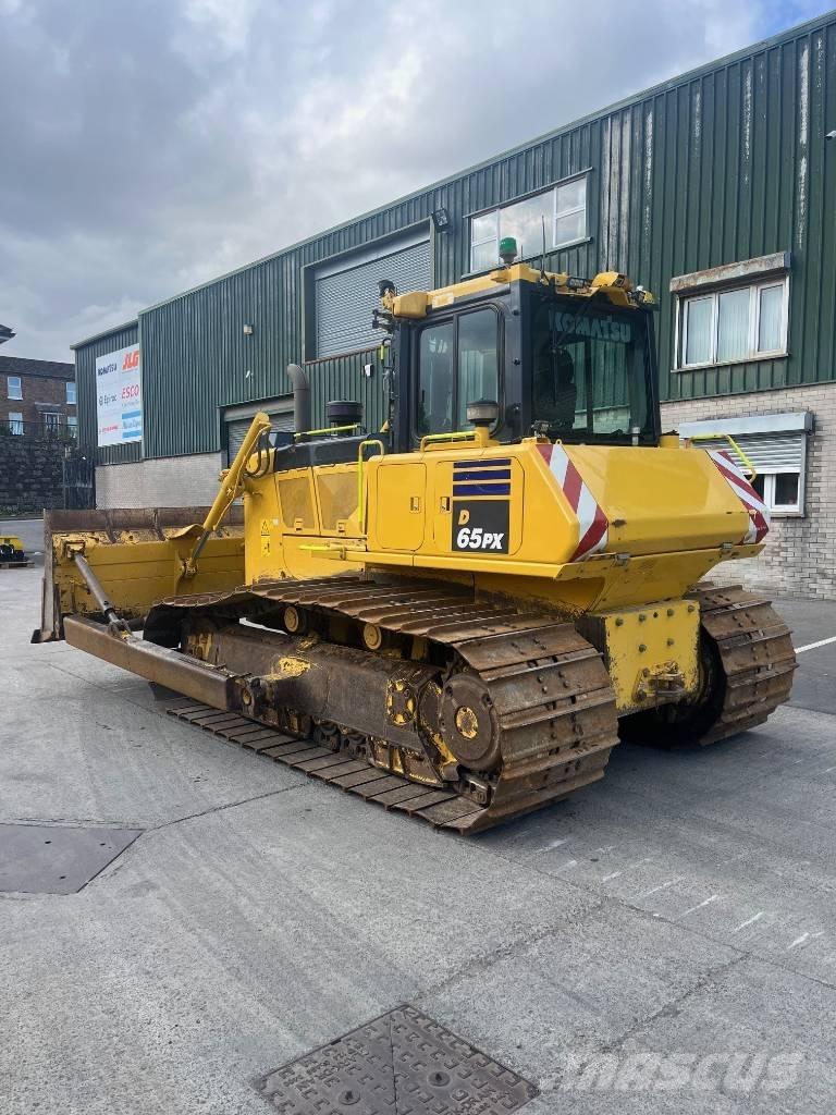 Komatsu D65PX-18E0 Buldooserid
