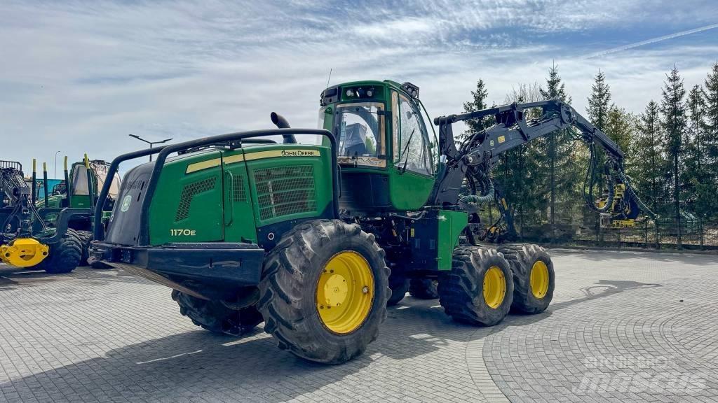 John Deere 1170 Harvesterid