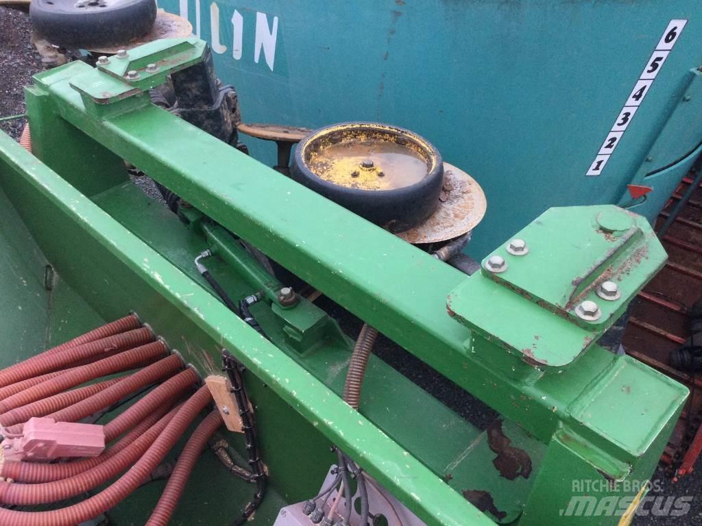 John Deere 750 A Külvik-äkked