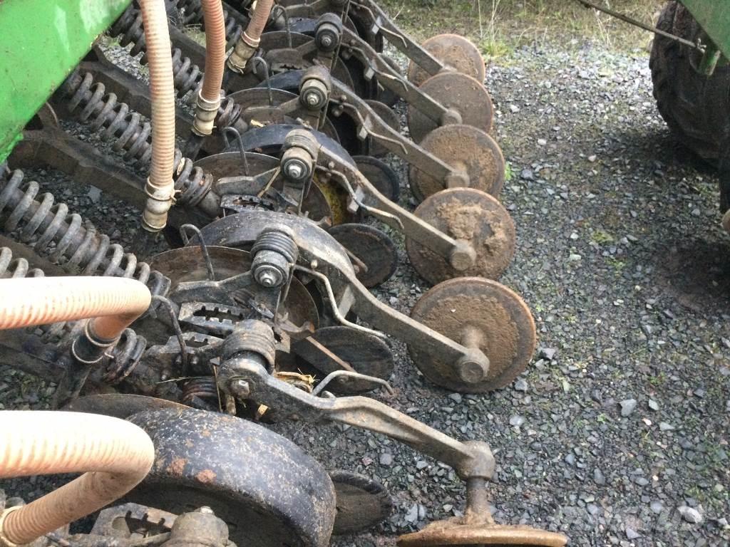 John Deere 750 A Külvik-äkked