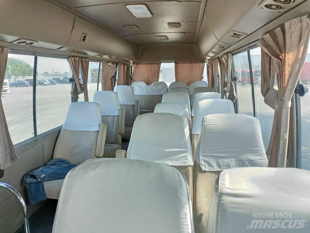 Toyota Coaster Bus Väikebussid