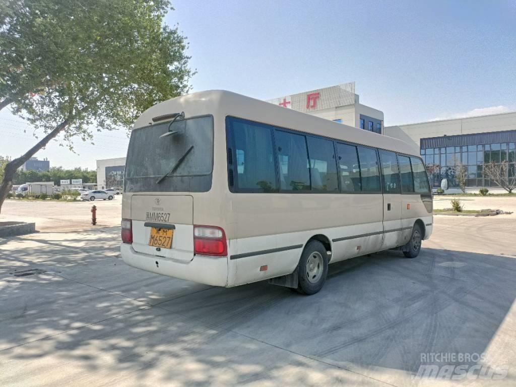 Toyota Coaster Bus Väikebussid