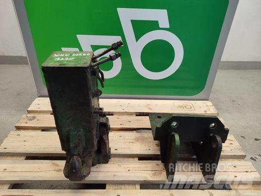John Deere 3220 hook kabiinid
