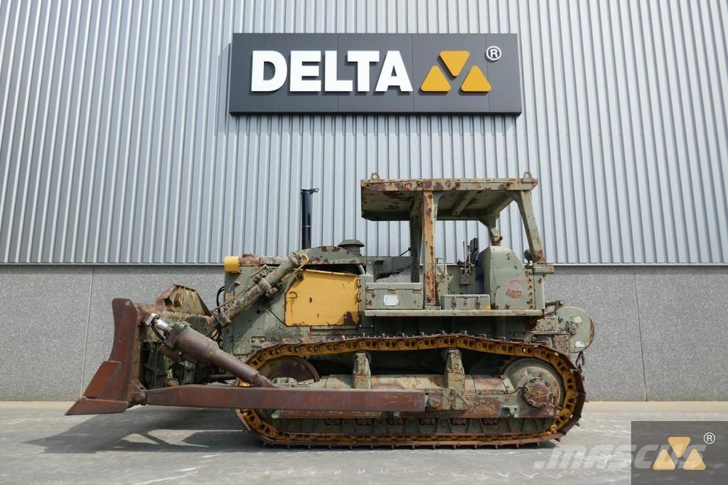 CAT D7F Ex-army Buldooserid