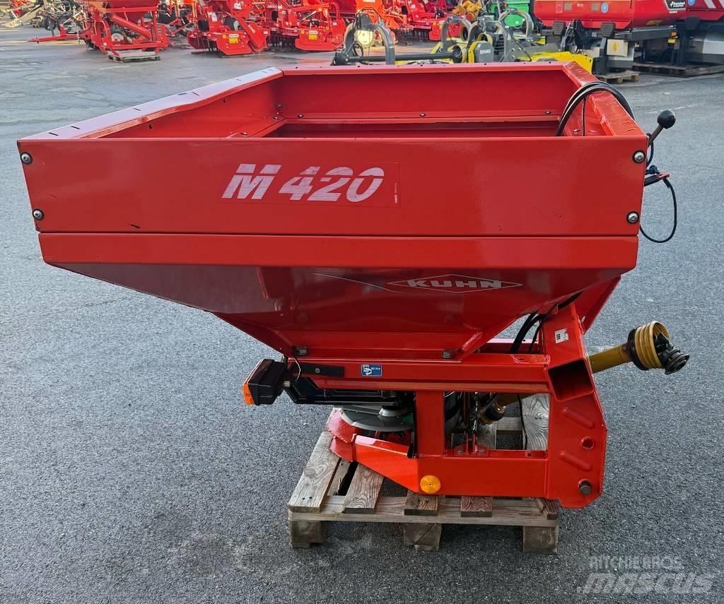 Kuhn MDS 17.1 Väetisekülvikud pihustiga